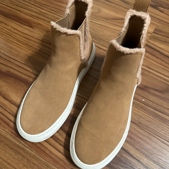 UGG Alameda Chelsea WOMENS 7.5 - Picture 10 of 12